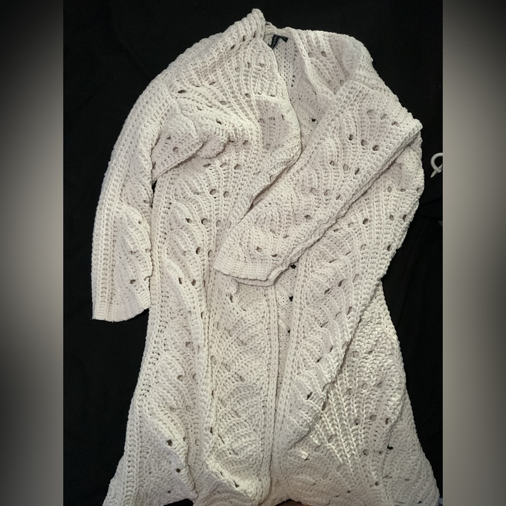 Cream color Cardigan size extra small